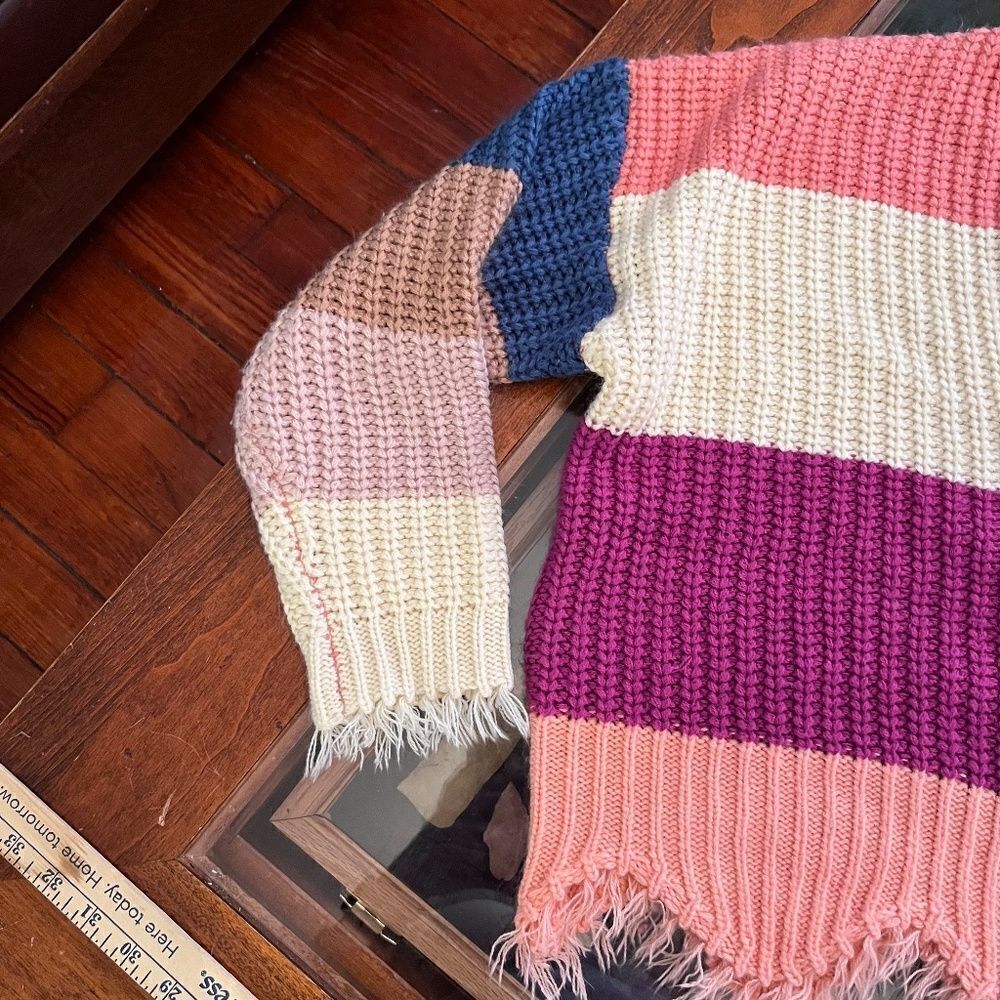 Macaron Cropped Sweater Colorful Small But really an XL Colorful - Picture 7 of 16